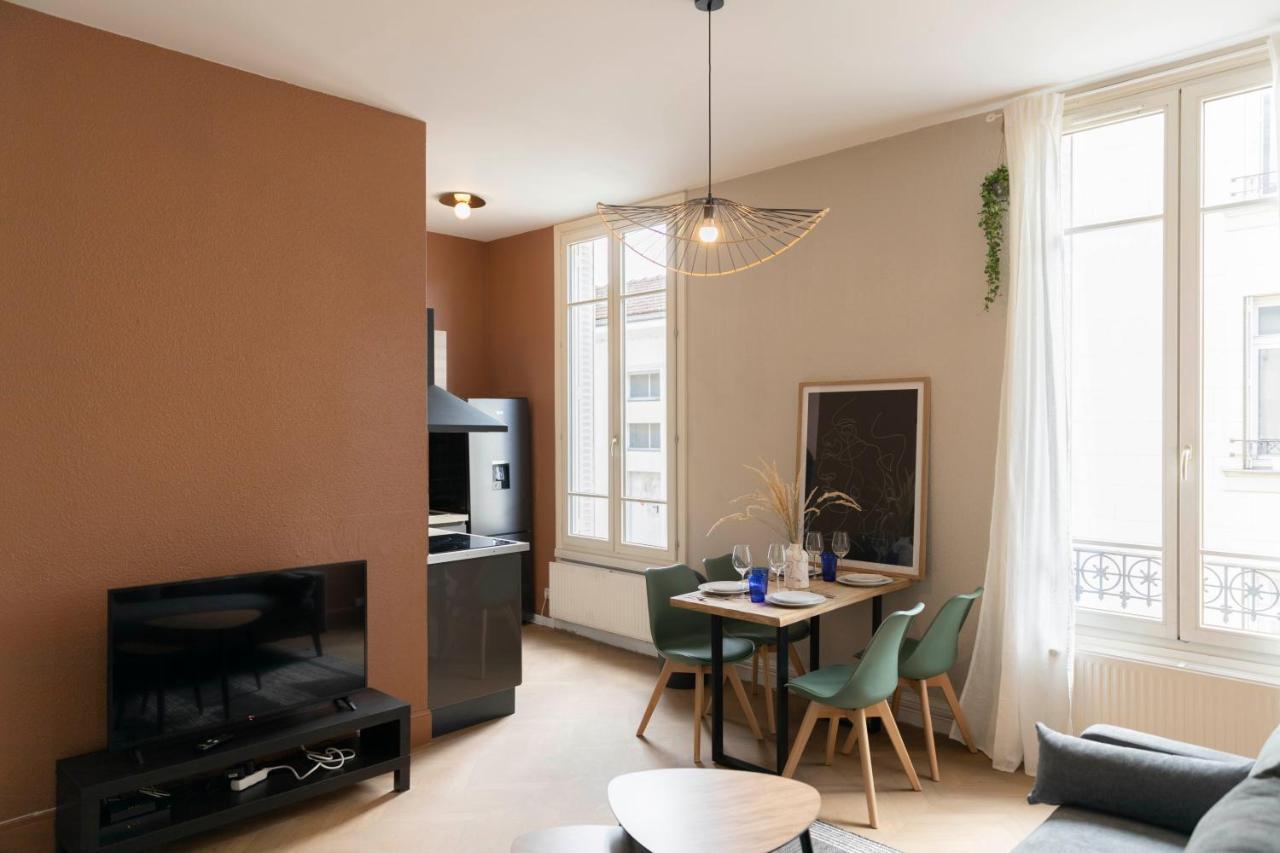 Exceptionnel Appart Haussmannien Au Coeur De Ville Troyes Ngoại thất bức ảnh